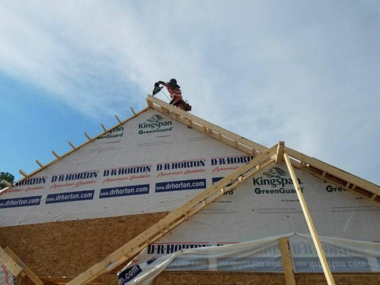 Hondureños reportan jornada laboral cotidiana hoy 4 de julio Día de la independecia de Estados Unidos