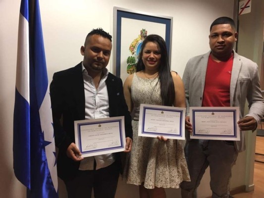 G&S Envíos recibió un reconocimiento del consulado de Honduras en Barcelona por emprender en país extranjero.