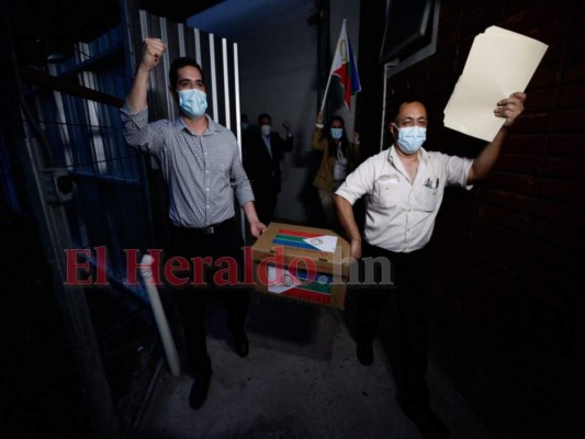 Algarabía en entrega de planillas del PAC y Partido Alianza Patriótica (Fotos)