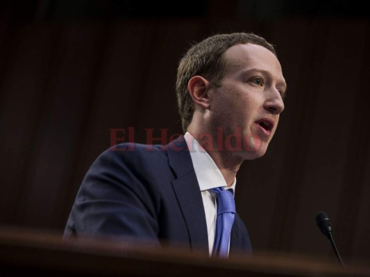 Filtración de datos en Facebook: Así respondió Zuckerberg a interrogantes del Senado