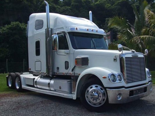 Acuerdan desbloquear el paso de transporte de carga en fronteras