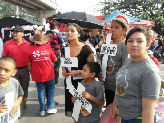 Trabajadores conmemoran su día entre quejas y descontento por crisis social