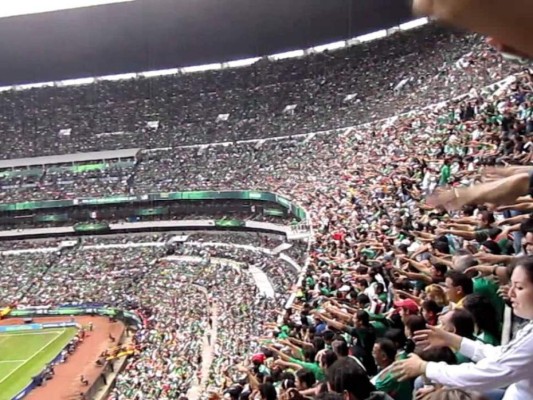 Árbitro para juego en Francia por coros homófobos de hinchas&nbsp;&nbsp;