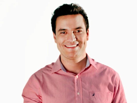 Kenneth Melhado anuncia su precandidatura a diputado por el Partido Liberal