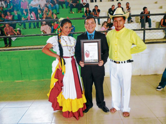 Derroche de folclore en 'Grandes de grandes”