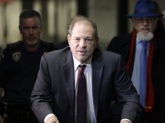 Harvey Weinstein es sentenciado a 23 años en prisión