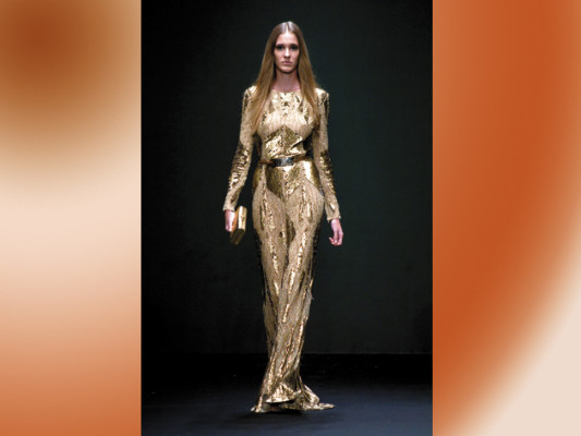 Dominicana Moda: Femenina y sofisticada