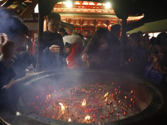 FOTOS: Lágrimas y rezos en bienvenida 2020, inicio de nueva década