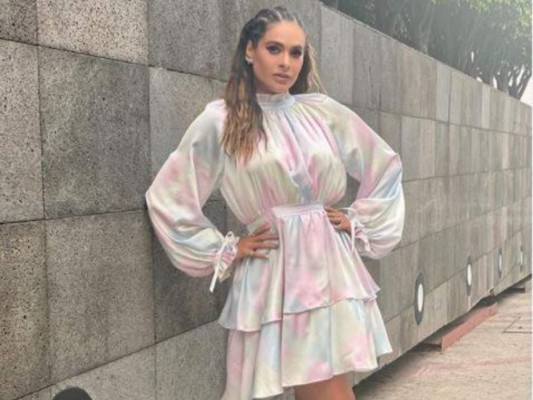 Galilea Montijo presume su tonificado abdomen a sus 47 años