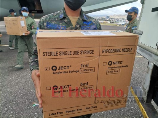 Aduanas asegura que hubo agilidad en el ingreso de vacunas donadas por Israel