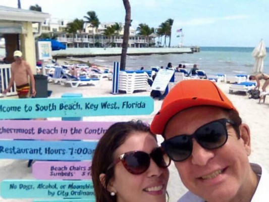 Nasralla comparte fotos de su luna de miel con Iroshka Elvir desde crucero en el Caribe