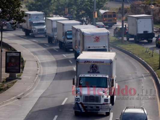 Sin retraso salen camiones con maletas electorales para segunda ruta (FOTOS)