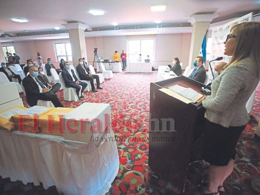 Dictámenes de la CNBS son claves para contratación de firma argentina