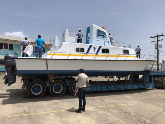 EE UU dona lancha médica a Copeco para emergencias