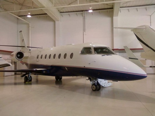 Lujoso avión de CR7 sufre accidente en Barcelona