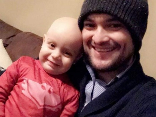 Kenneth Melhado publica tiernas fotos de su hija que padece Leucemia &nbsp;&nbsp;&nbsp;
