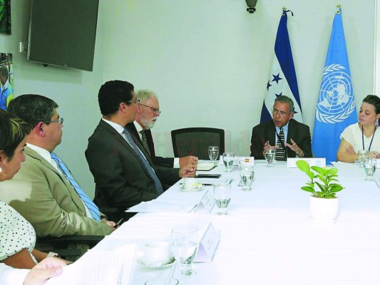 El diálogo contempla debate sobre plebiscito y referéndum, dice ONU