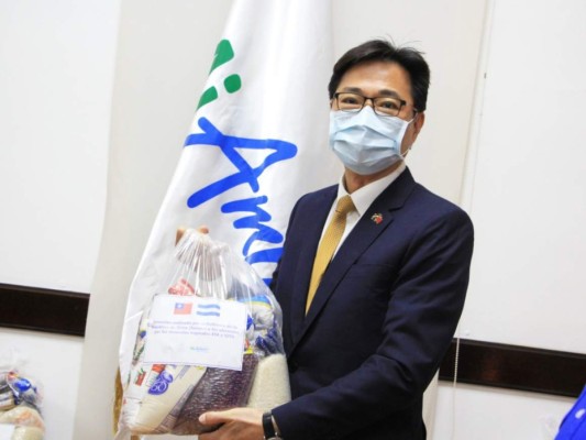 Embajada de Taiwán entrega ayuda humanitaria a Honduras