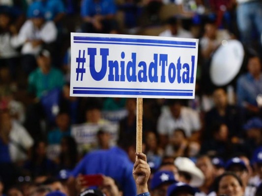 FOTOS: Así pidió JOH cuarta victoria para el Partido Nacional durante convención