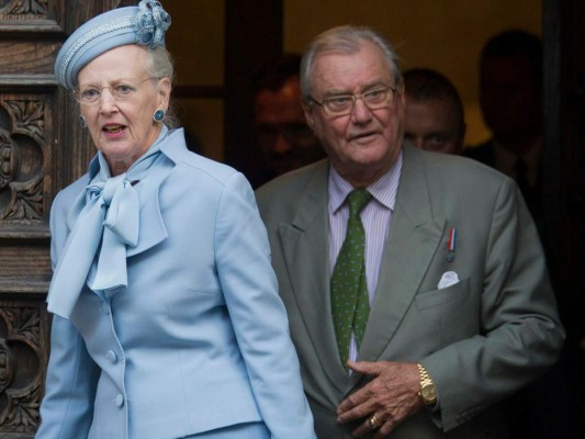 Muere el príncipe Henrik, esposo de la reina de Dinamarca