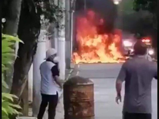 Imágenes de la avioneta que se desplomó con ayuda humanitaria en Guatemala (FOTOS)