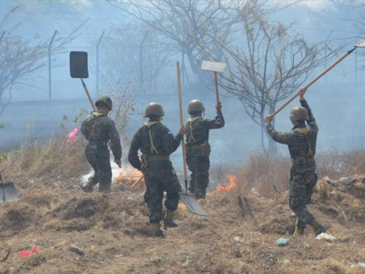 Fuego en zacateras ha arrasado con más de 1,100 hectáreas en Choluteca