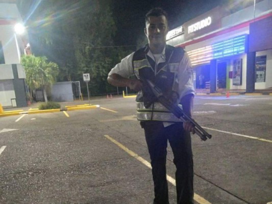 Así es la ruleta rusa, el juego por el que perdió la vida un guardia de seguridad en Honduras
