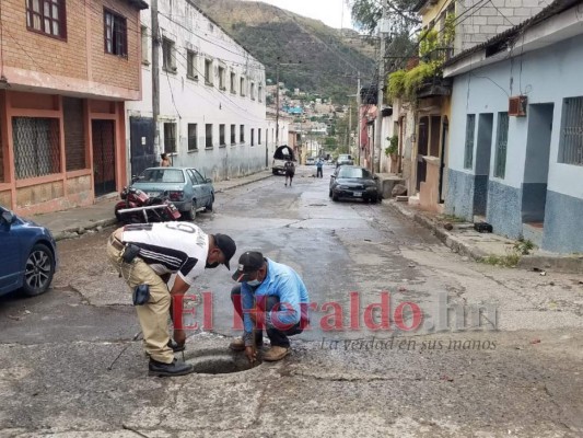 ¿Cómo puedo solicitar que reparen una cloaca dañada en mi barrio o colonia?&nbsp;&nbsp;