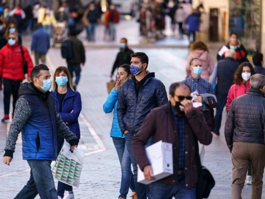 Rechazan confinamiento parcial en Madrid por violar 'libertades fundamentales'