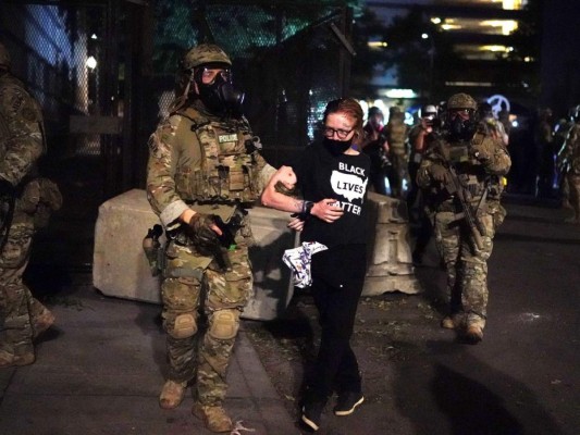 Obama condena uso que Trump hace de fuerzas federales contra protestas