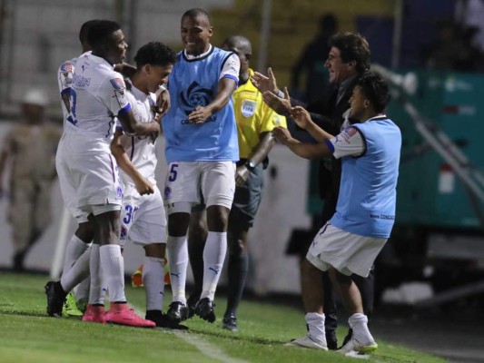 Olimpia cumplió ante el Vancouver