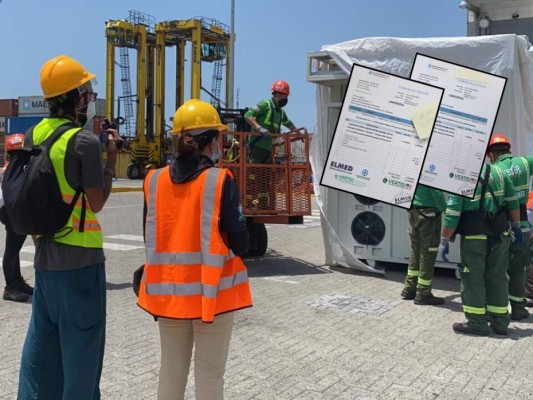 Autoridades esperan facturas corregidas para el desaduanaje de hospitales móviles