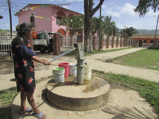 Ejecutan millonario proyecto de agua y saneamiento en oriente