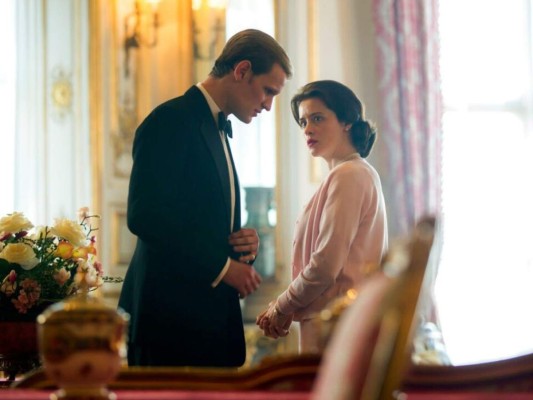 El príncipe Felipe real vs el príncipe de 'The Crown'