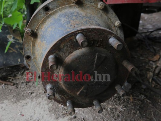 Chatarra, sobras y deshuesados: así quedaron los tractores Alba