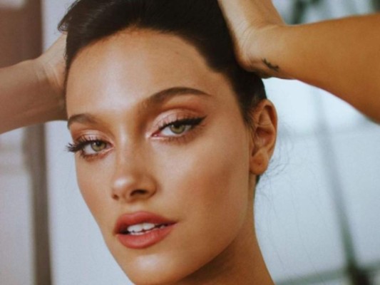 Así es Oriana Sabatini, la sexy cantante novia de Paulo Dybala (FOTOS)