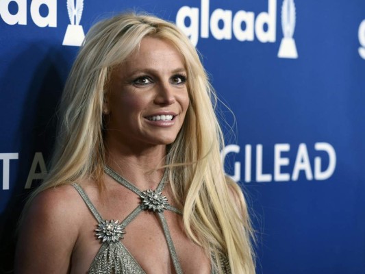 Medios son retirados de corte en caso de Britney Spears