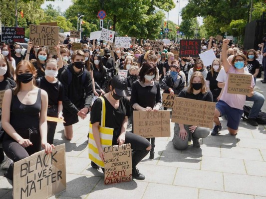 FOTOS: Siguen intensas protestas a 11 días de la muerte de George Floyd