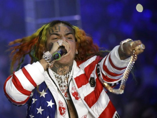 Tekashi 6ix9ine es sentenciado a 2 años de prisión&nbsp;