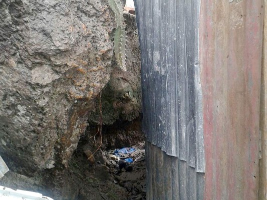 Honduras: Se derrumba muro al oriente de la capital