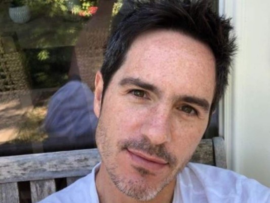 Mauricio Ochmann reacciona a revelación de su exsuegro Derbez