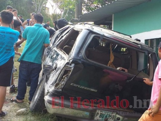 Choloma: Fotos del accidente que dejó una joven muerta y tres heridos