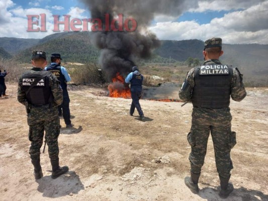 Incineran casi 400 kilos de cocaína en la capital de Honduras (FOTOS)