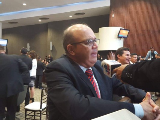 De alianza partidaria hablaron diputados liberales en casa de 'Mel” Zelaya