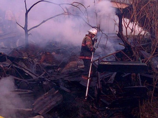 Incendio consume 7 viviendas en Comayagüela