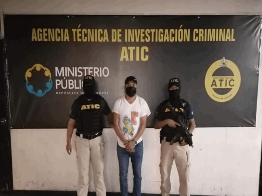 Ronny Gabriel Valladares Ávila fue detenido por elementos de la Agencia Técnica de Investigación Criminal (Atic).