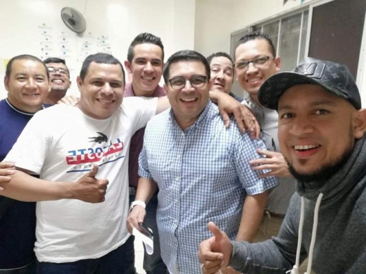 Con un corazón de adorador, así era el pastor de CEAD Miguel Montoya (FOTOS)