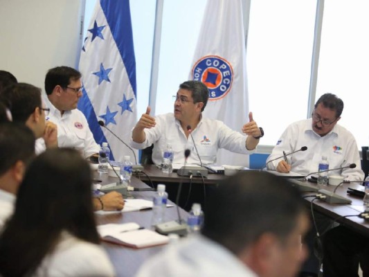 Unos 1,300 voluntarios civiles atenderán emergencias por lluvias junto a Copeco