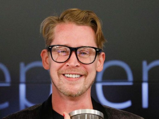 ¡Ya es padre! Macaulay Culkin da la bienvenida a su primer hijo