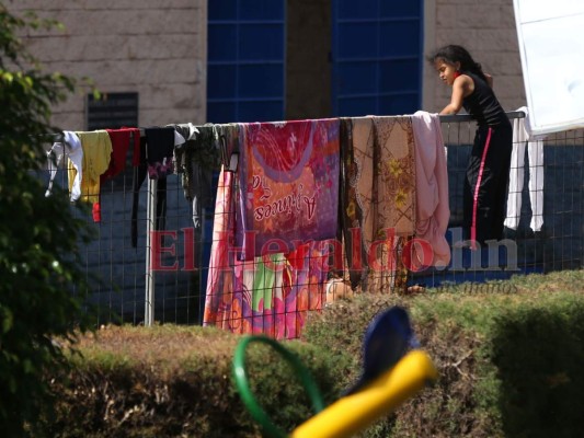 EN FOTOS: La dolorosa mirada desde adentro de los albergues en la capital